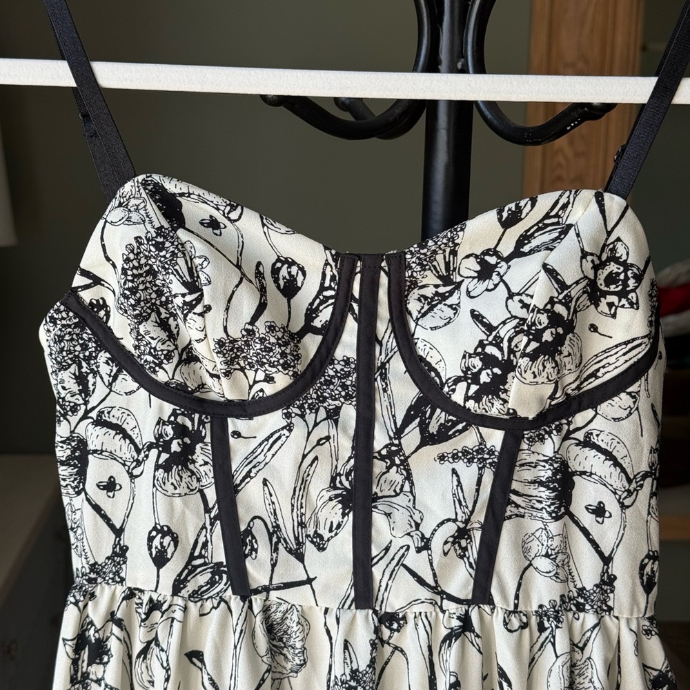Black and White Floral Dress like new